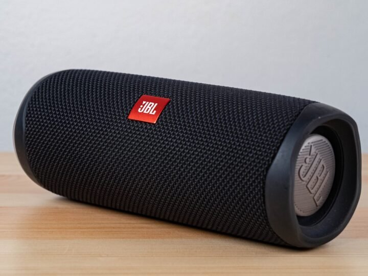 Bang & Olufsen Beosound A1 2nd Gen: O Luxo Portátil que Cabe na Palma da Mão