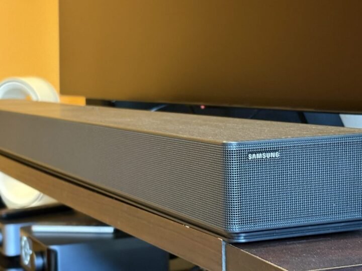 Samsung HW-QS90H: a soundbar all-in-one com Dolby Atmos 7.1.2 que dispensa subwoofer