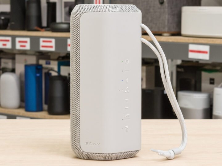 Sony SRS-XE200: a caixa Bluetooth compacta que prioriza clareza sobre pancada — e faz sentido para quem ouve mais do que dança