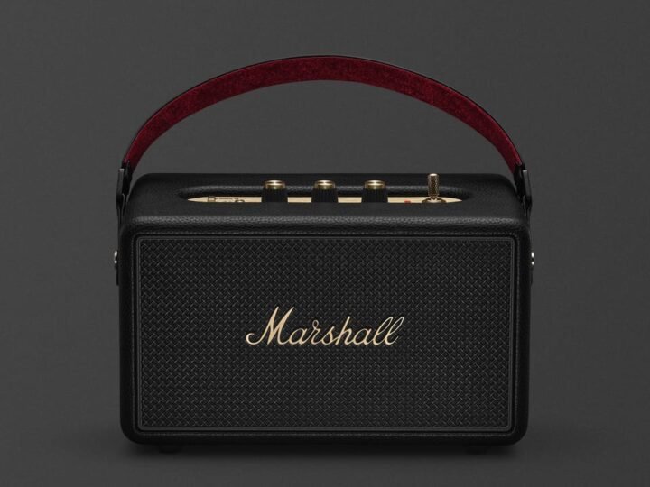 Marshall Kilburn III: 50 horas de bateria, som 360° e DNA rock na caixa portátil que custa o preço de um receiver