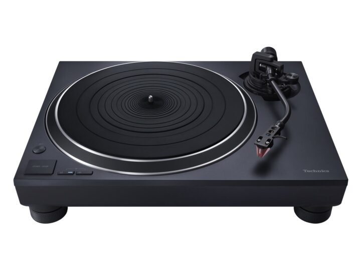 Technics SL-1500C: o toca-discos direct-drive com DNA do lendário SL-1200 e phono stage embutido