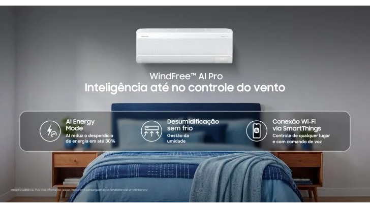 Ar-condicionado split Samsung WindFree AI Pro instalado acima de uma cama, com destaque para conexão Wi-Fi via SmartThings e modo de economia de energia