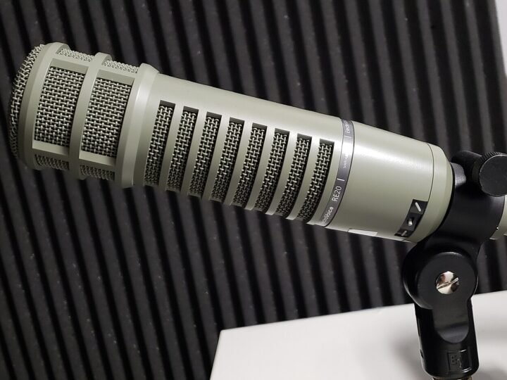 Electro-Voice: a marca que nasceu num treino de futebol americano e virou a voz do rádio