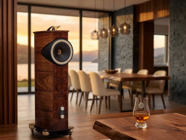 Fyne Audio F1-10 Anniversary: torre comemorativa estreia tweeter de vidro e super tweeter integrado