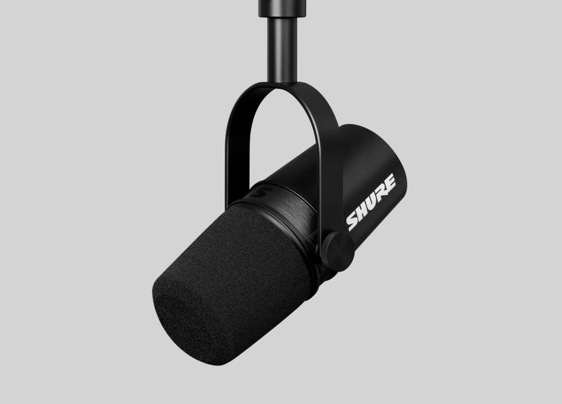 Microfone dinâmico Shure MV7X com conexão XLR para podcast e voz