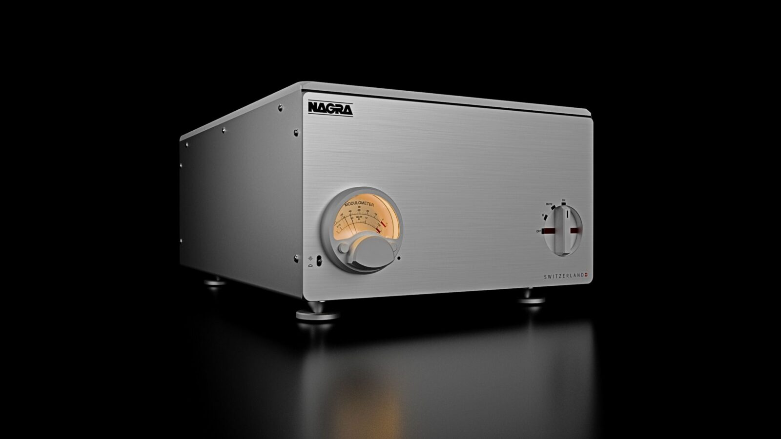 Amplificador de potência Nagra Amp II-S em alumínio escovado, com o medidor analógico Modulometer iluminado no painel frontal