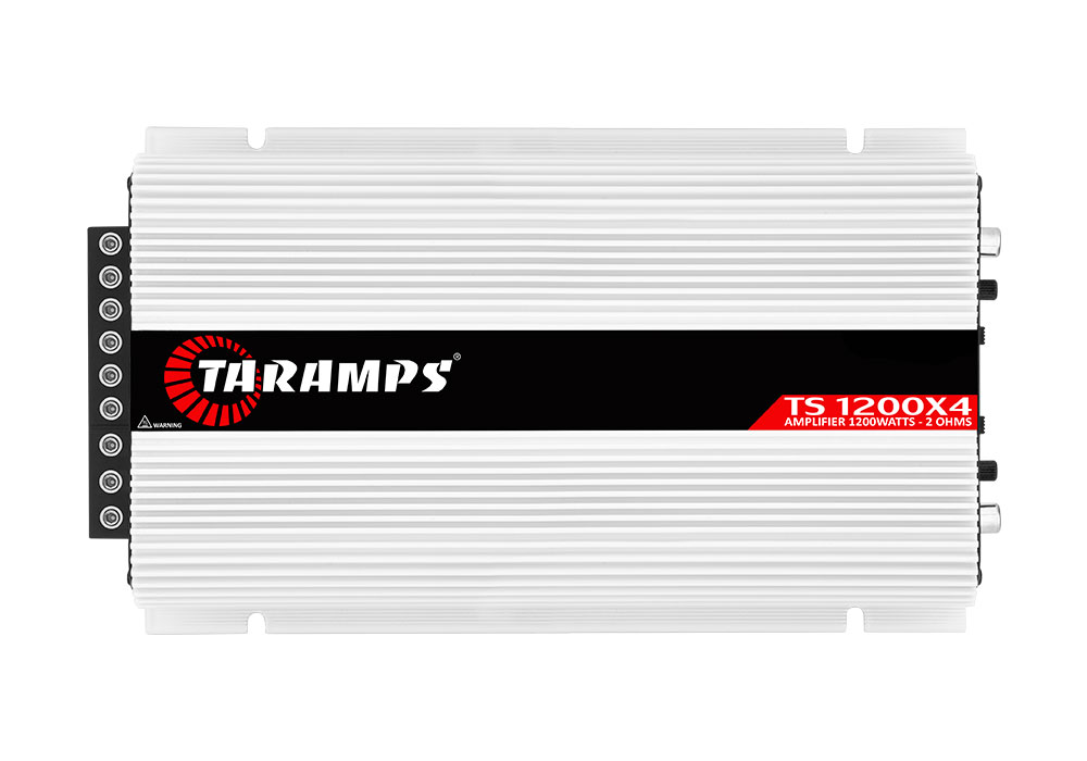 Módulo amplificador Taramps TS 1200x4 de 2 ohms, com dissipador de alumínio branco e faixa preta com o logotipo da marca, visto de cima